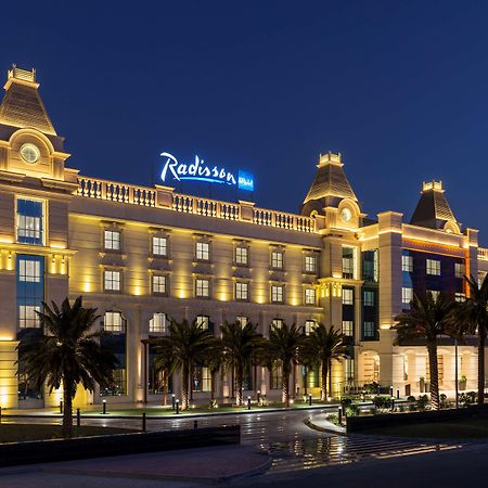 래디슨 블루 호텔, 아즈만 아지만 외부 사진 Radisson Hotel, Al Qasr, Dubai